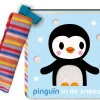 Buggyboekje pinguïn in de sneeuw