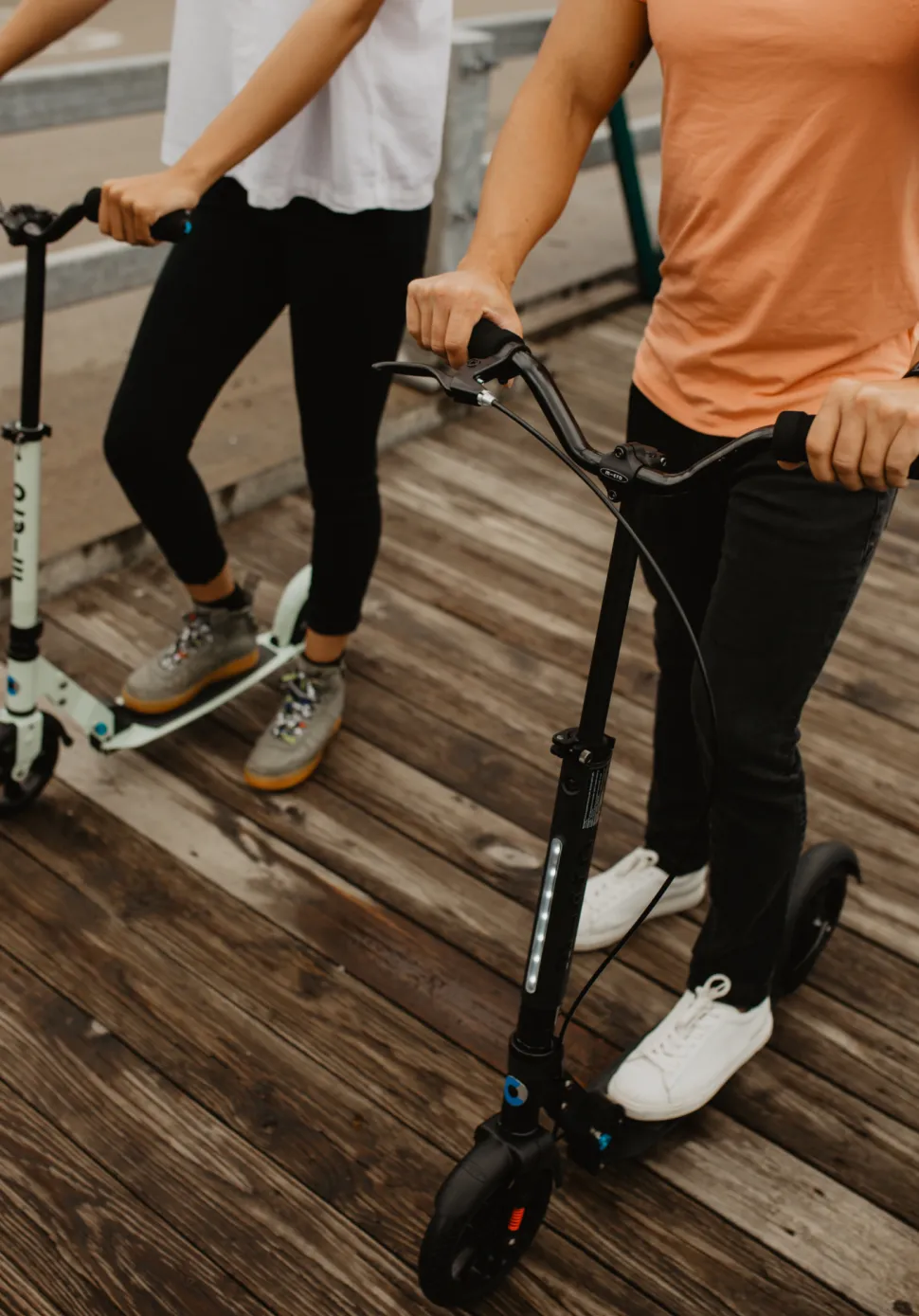 Micro Step Micro Metropolitan Deluxe 2-Wiel Hand-/Voetrem