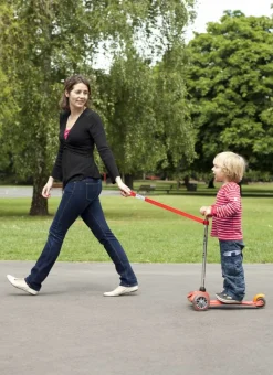 Micro Step Step'n Trek Scoot'n Pull Rood