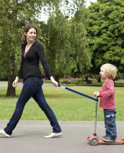 Micro Step Step'n Trek Scoot'n Pull Blauw